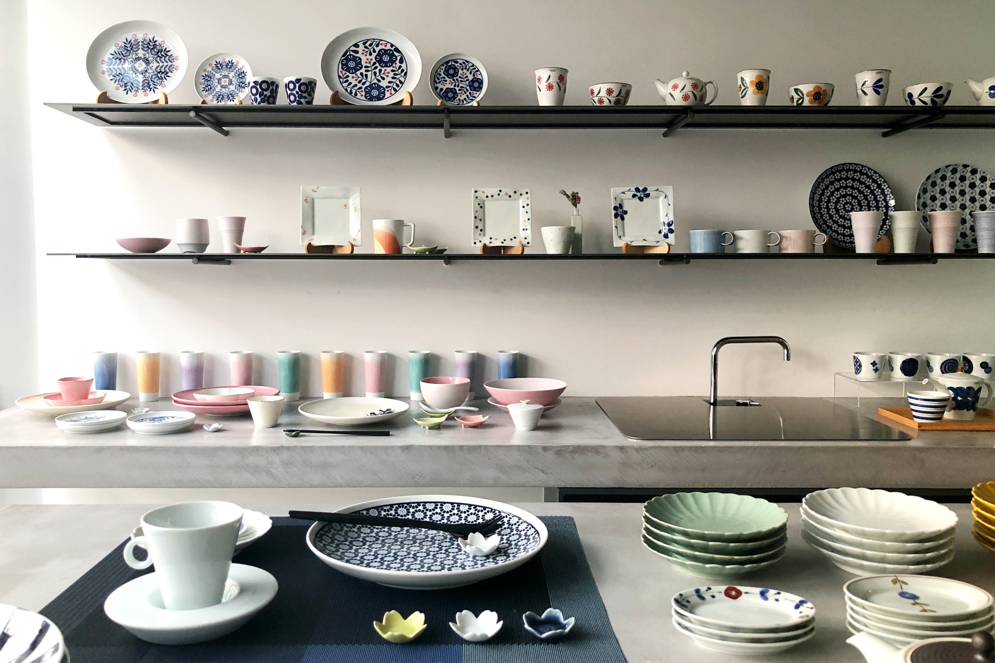 KIHARA TOKYO 企画展「春色のうつわ」